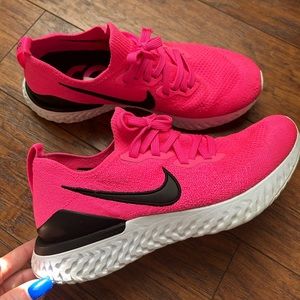 Nike Epic React Flyknit 2/ Hot Pink/ Size 8.5 Women’s
